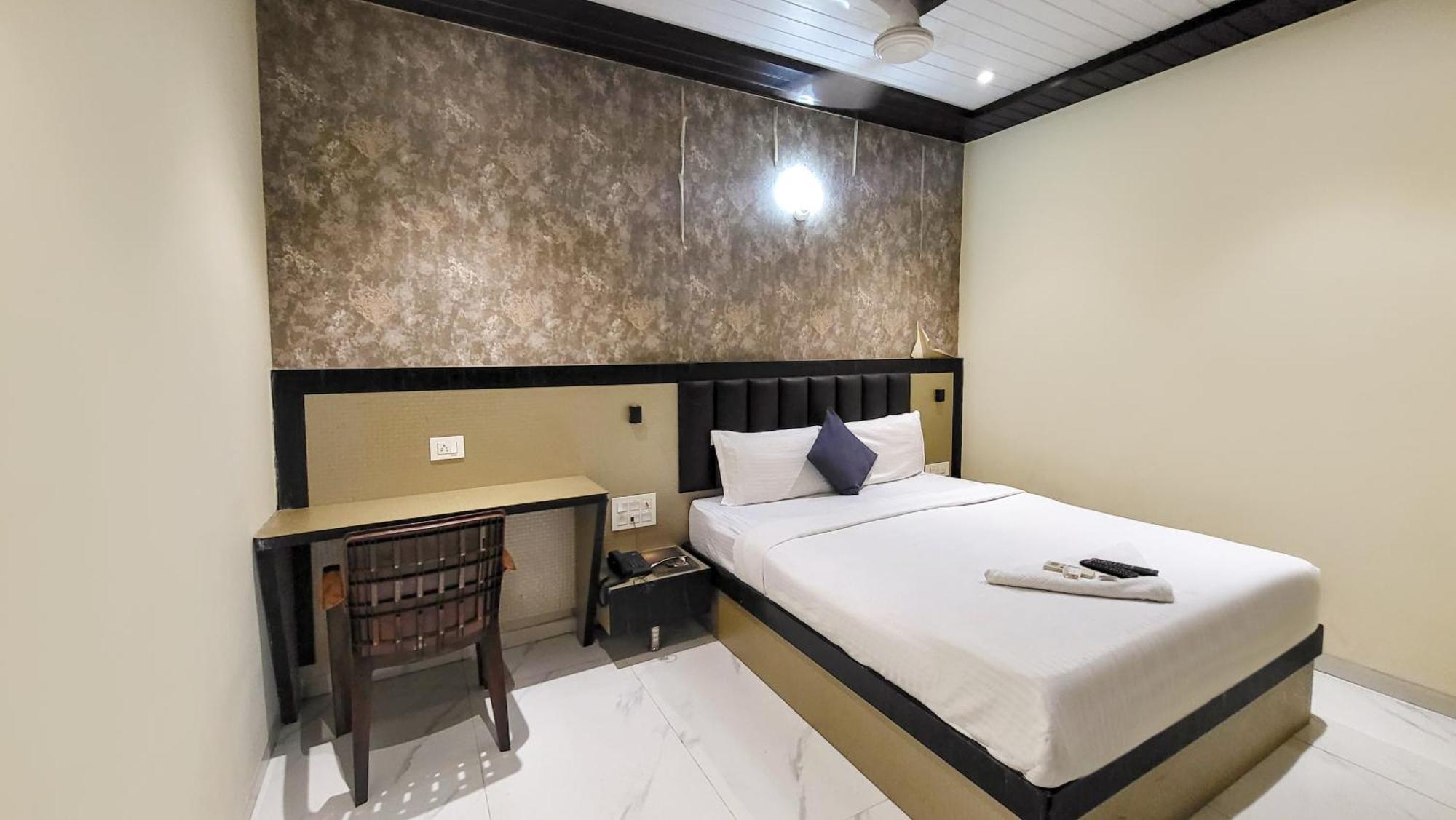 Fabhotel Prime Land - Nr Bkc Mumbai Exterior photo